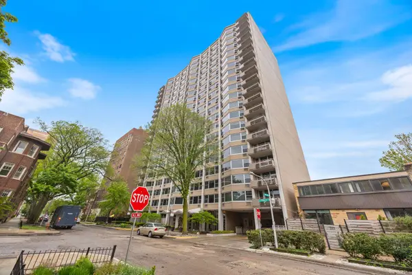 555 W Cornelia AVE #1904, Chicago, IL 60657