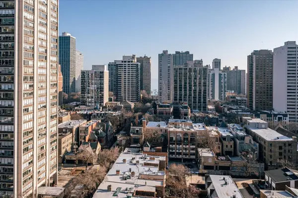 1460 N Sandburg TER #1801, Chicago, IL 60610