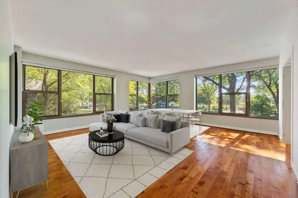 2970 N Lake Shore DR #2C, Chicago, IL 60657