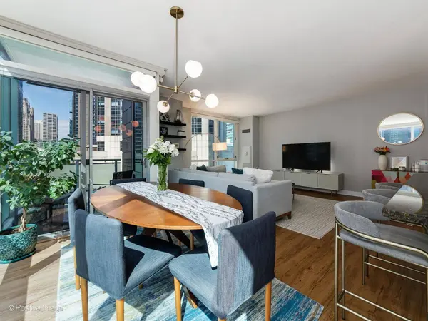 505 N McClurg CT #905, Chicago, IL 60611