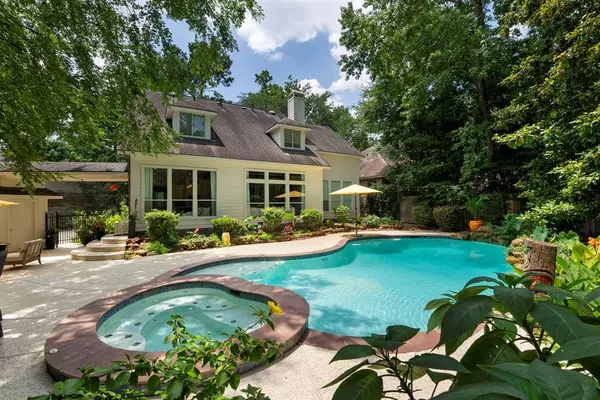 38 Agate Stream PL, The Woodlands, TX 77381