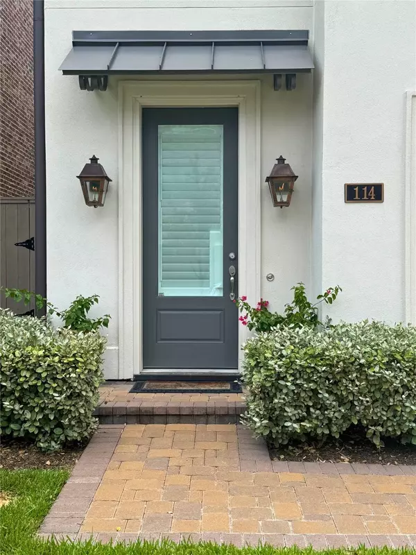 114 Magnolia Green ST, Shenandoah, TX 77384