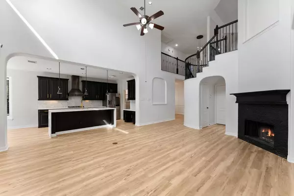 8422 Misty Mountain Trail LN, Spring, TX 77389