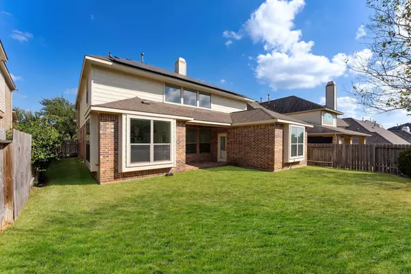 8422 Misty Mountain Trail LN, Spring, TX 77389