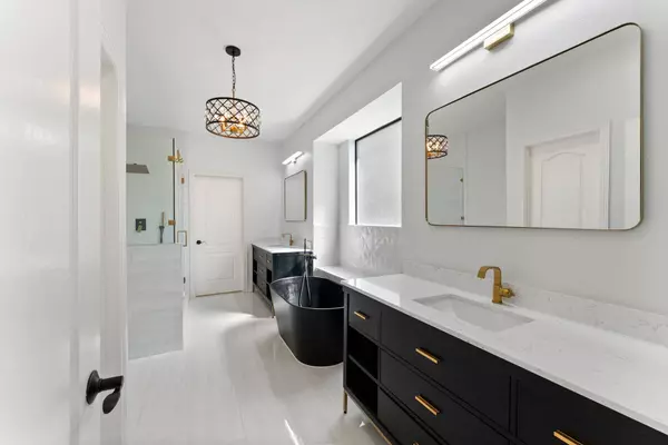 8422 Misty Mountain Trail LN, Spring, TX 77389