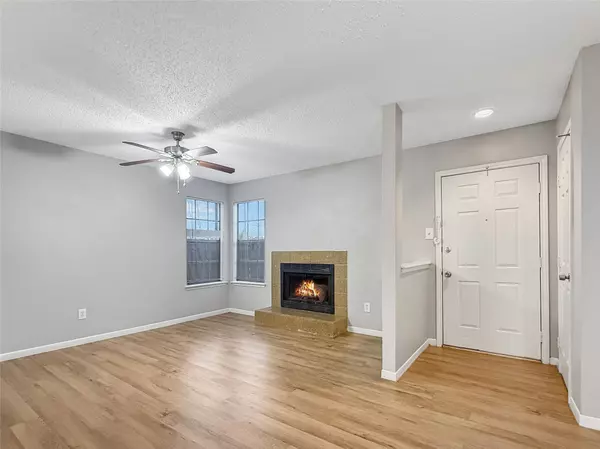 25144 Budde RD #2, Spring, TX 77380