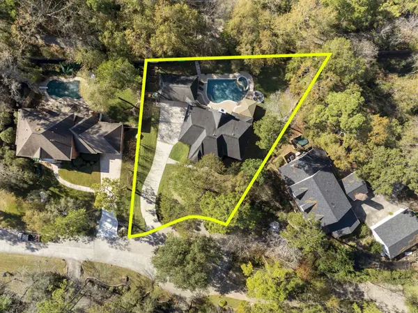 39 Watertree CT, The Woodlands, TX 77380