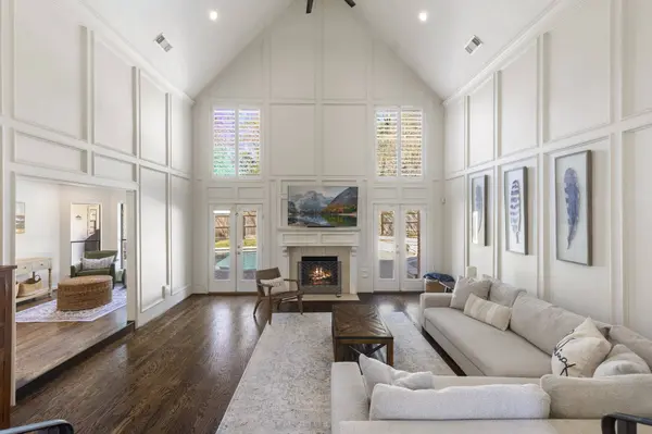 39 Watertree CT, The Woodlands, TX 77380