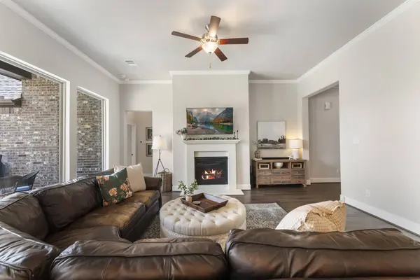 9948 Preserve WAY, Conroe, TX 77385