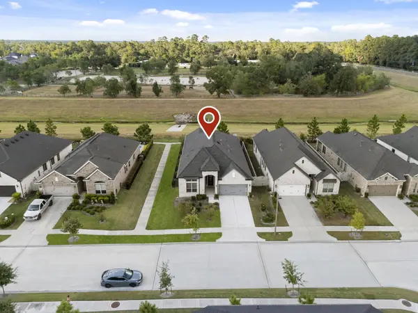 10473 Eastern Bluestar DR, Conroe, TX 77385