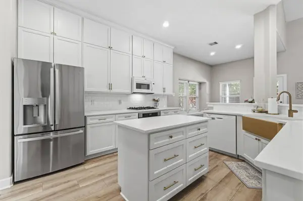 158 Hansom Trail ST, The Woodlands, TX 77382