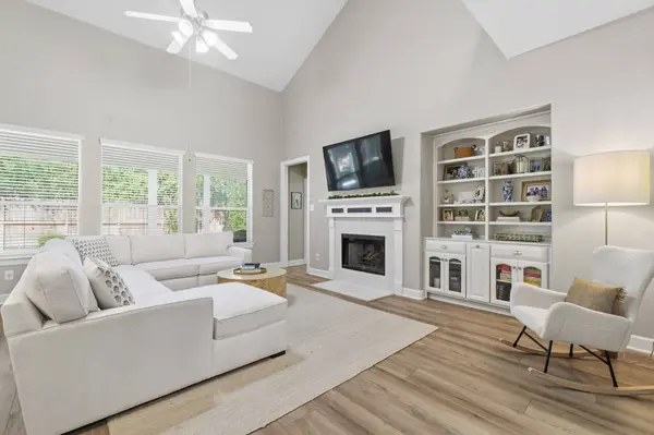 158 Hansom Trail ST, The Woodlands, TX 77382