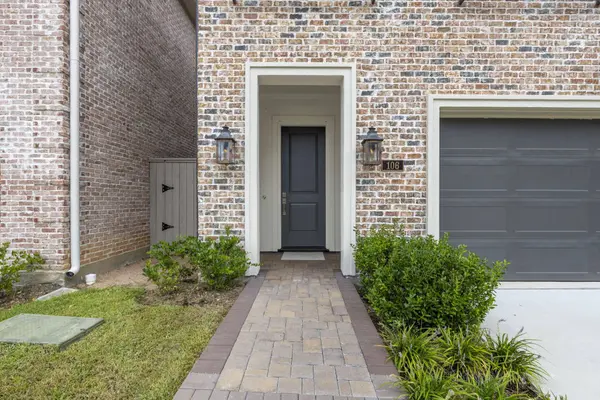 106 Cinder Berry ST, The Woodlands, TX 77384