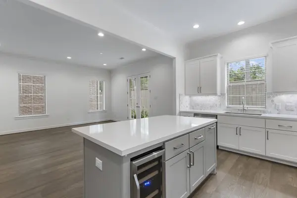 106 Cinder Berry ST, The Woodlands, TX 77384