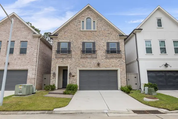 106 Cinder Berry ST, The Woodlands, TX 77384