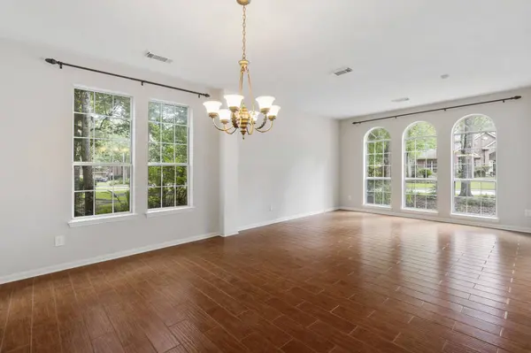 150 W Bristol Oak CIR, The Woodlands, TX 77382
