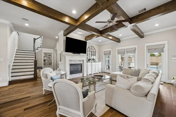 2327 Bottlebrush LN, Conroe, TX 77384