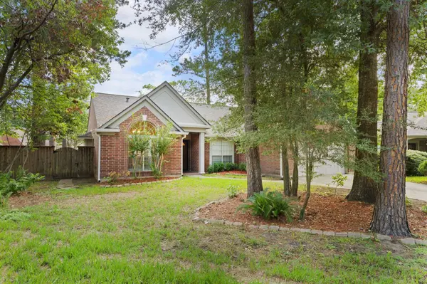 34 Evening Song CT, The Woodlands, TX 77380