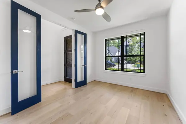 15 Honeycomb Ridge PL, The Woodlands, TX 77380