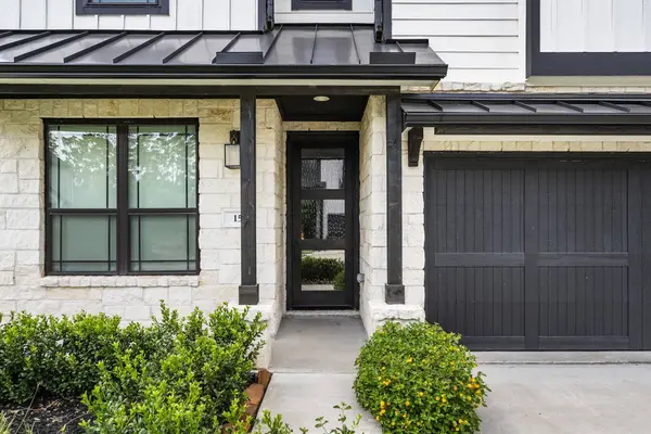 15 Honeycomb Ridge PL, The Woodlands, TX 77380
