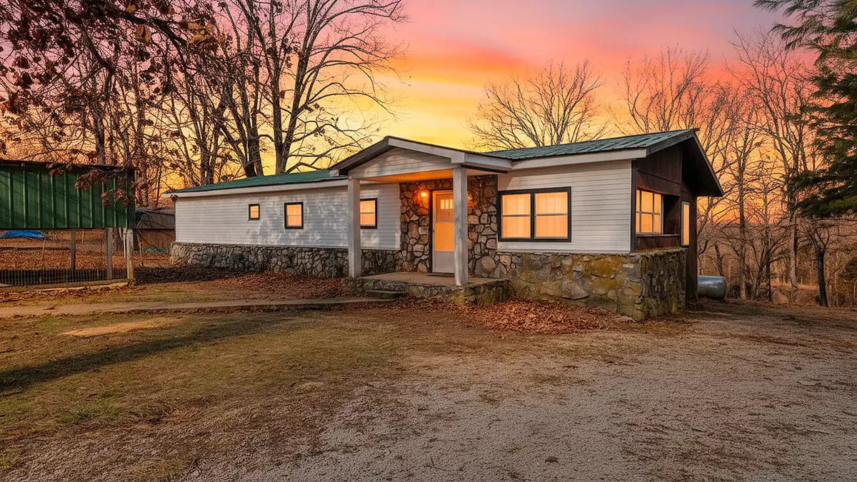 Country Home in Alton Missouri0