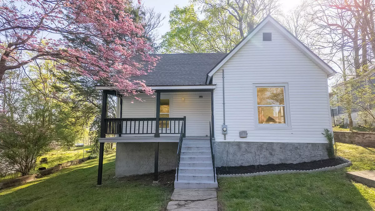Home for Sale thayer mo0