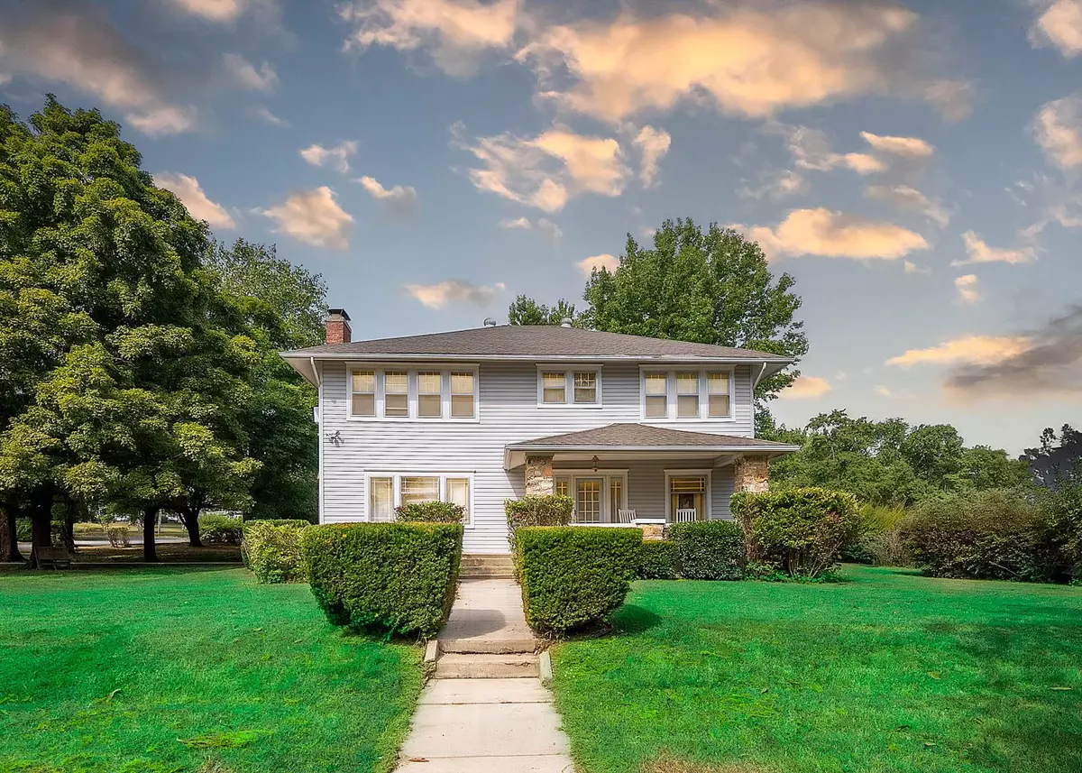 Large Spacious Home in Oregon County Missouri0
