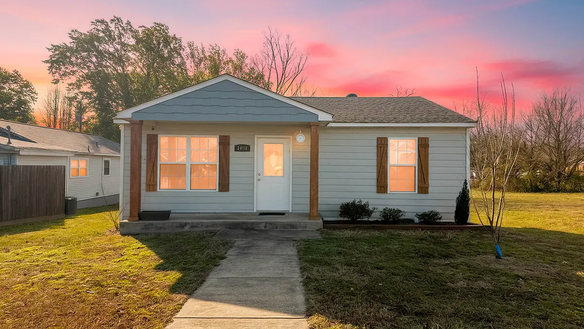 Home in Town - Remodeled0