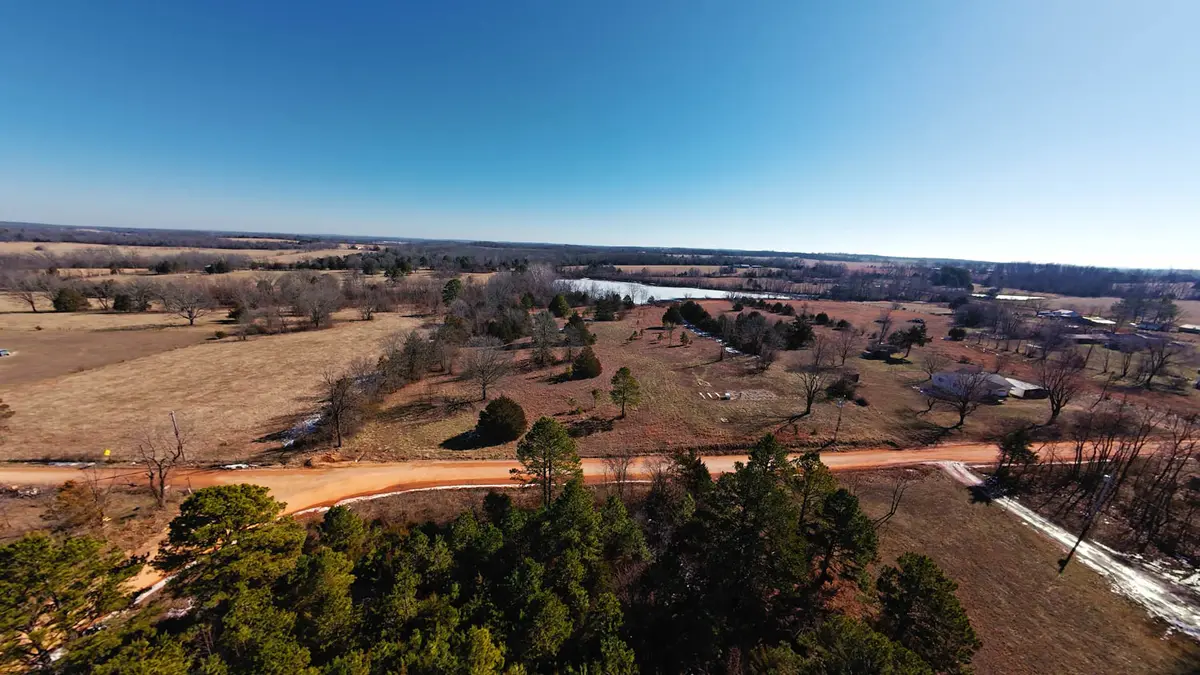 Lake front property with utilities0