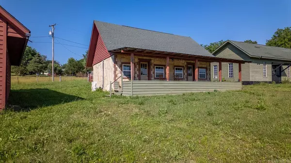 2516 US Highway 63, Hardy, AR 72542