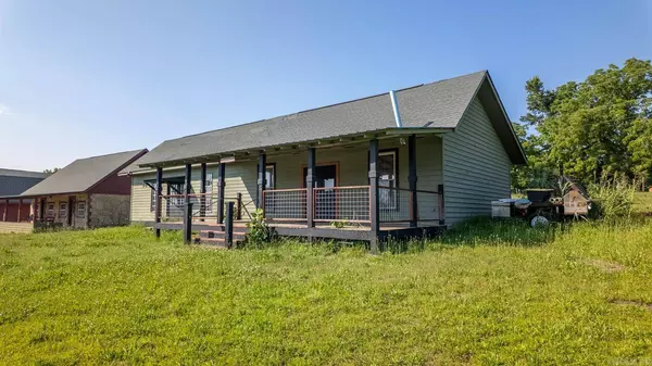 2516 US Highway 63, Hardy, AR 72542