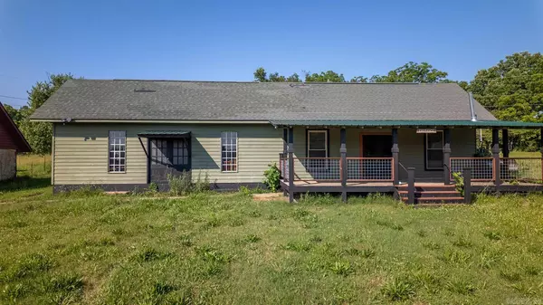 2516 US Highway 63, Hardy, AR 72542
