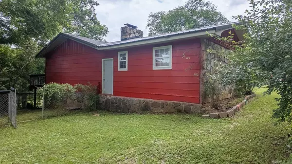 12 Riverbend Road, Mammoth Spring, AR 72554