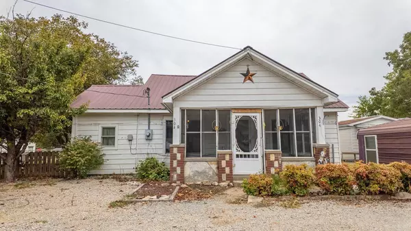 304 W Church Street, Salem, AR 72576