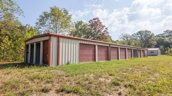11748 Highway 63 South, Hardy, AR 72542