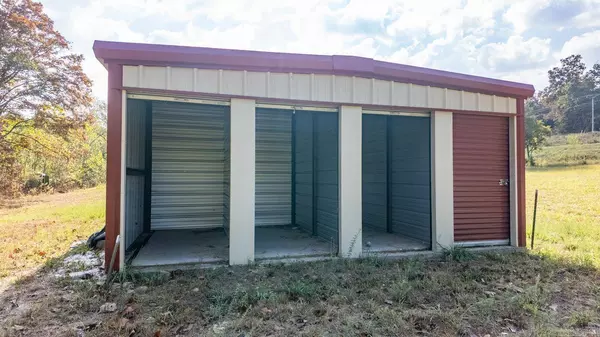 11748 Highway 63 South, Hardy, AR 72542