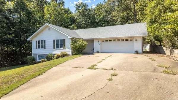 73 Cherokee Road, Cherokee Village, AR 72529