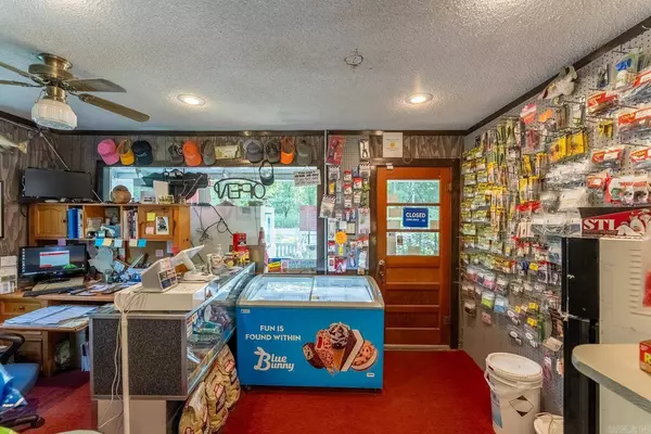 2325 Fout Road, Gamaliel, AR 72537