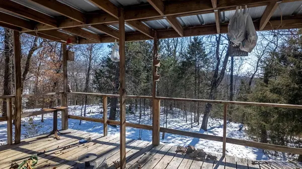 231 County Road 947, Lakeview, AR 72642