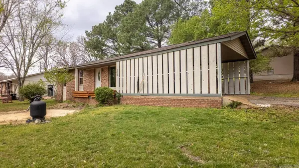 105 Welch Street, Salem, AR 72576