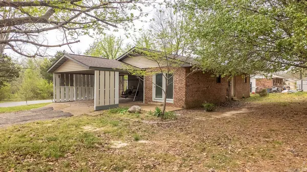 105 Welch Street, Salem, AR 72576