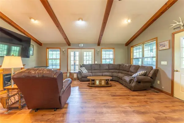 19458 Highway 289N, Mammoth Spring, AR 72554