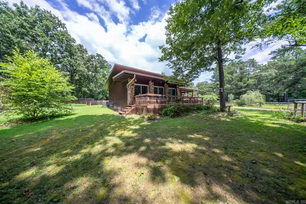 1 Patmos Drive, Cherokee Village, AR 72529