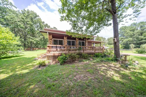 1 Patmos Drive, Cherokee Village, AR 72529
