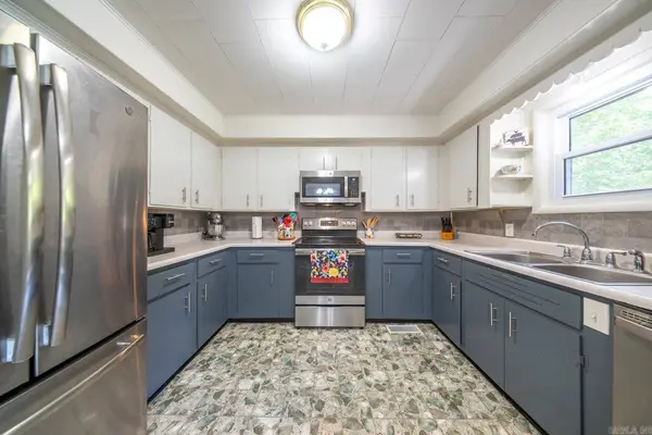 125 N Birch Street, Salem, AR 72576