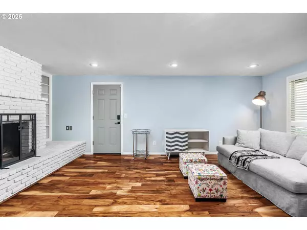 261 ASH ST, Lake Oswego, OR 97034