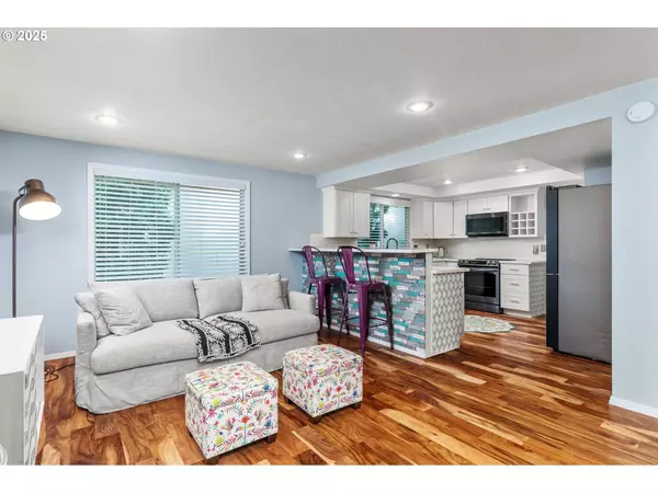 261 ASH ST, Lake Oswego, OR 97034