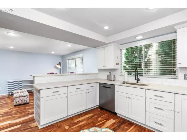 261 ASH ST, Lake Oswego, OR 97034