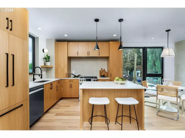 4607 N CAMPBELL AVE, Portland, OR 97217