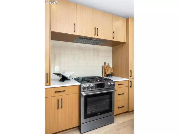 4607 N CAMPBELL AVE, Portland, OR 97217